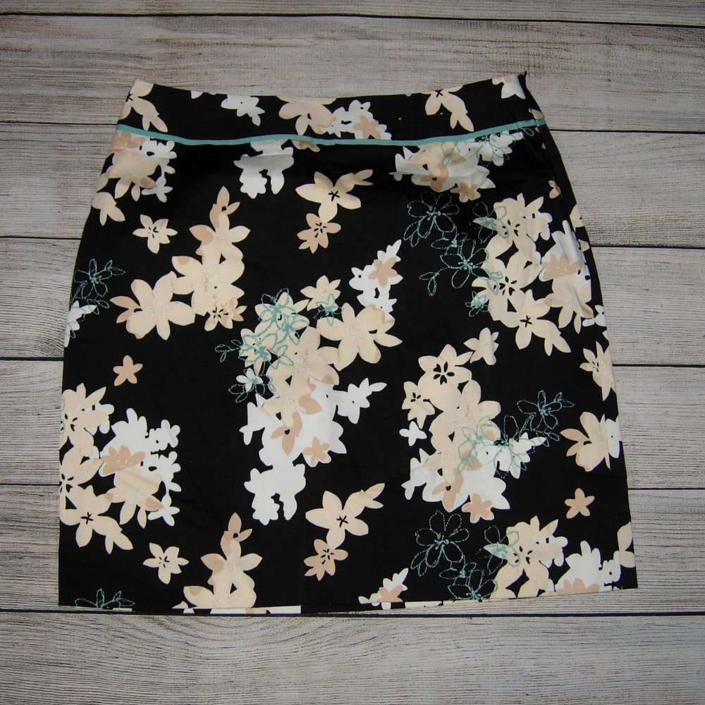 Geoffrey Beene Sport Stretch Floral Skirt 8